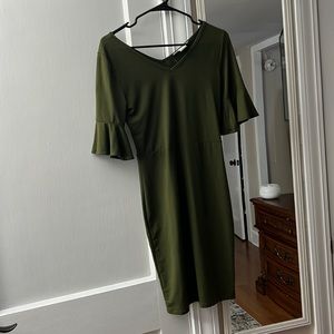 Green little mid sleeve length dress